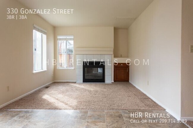 Building Photo - 330 Gonzalez St