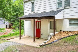 Building Photo - 1 Proctor Dr