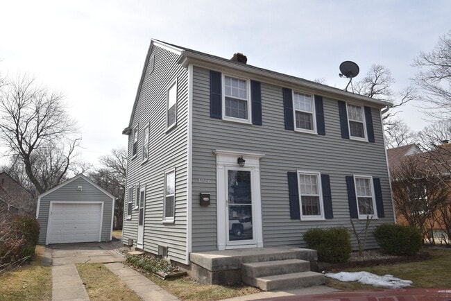 Building Photo - Adorable 3 Bedroom on McKinley Ave. South ...