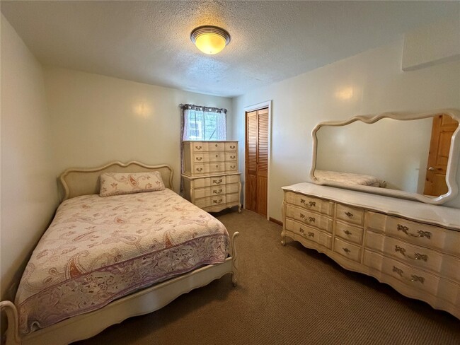 Building Photo - 91 Grand Ave