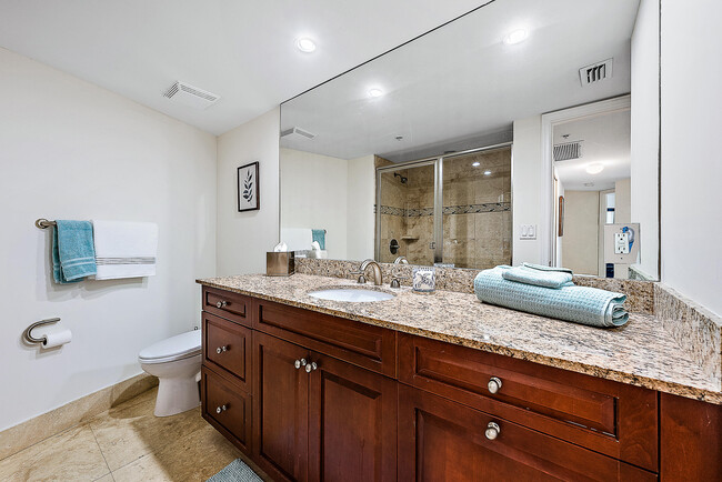 Building Photo - 3000 N Ocean Dr