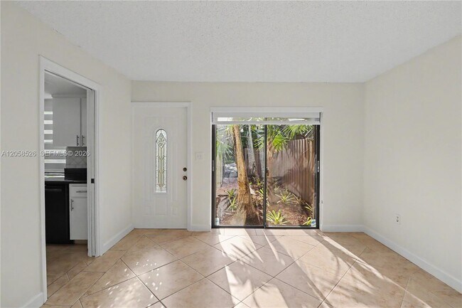 Building Photo - 11459 SW 110th Ln