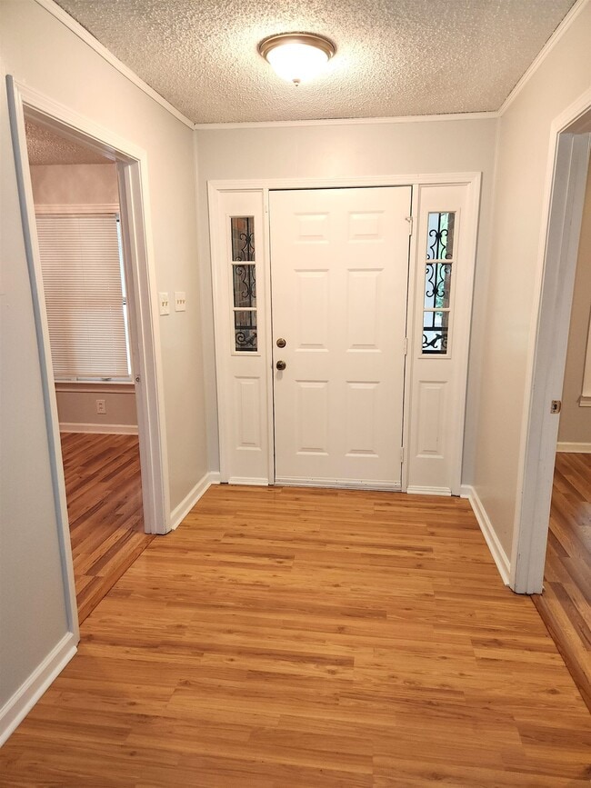 Building Photo - 7188 Pleasant Ridge Rd