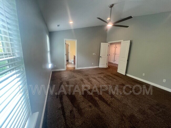 Building Photo - 13571 S Buckeye View Way