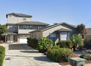 Building Photo - 322 Arcade Dr