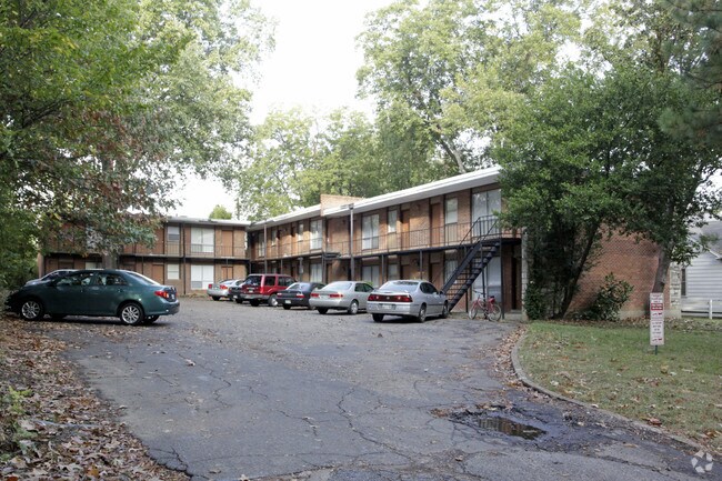 Primary Photo - 605 Patterson St