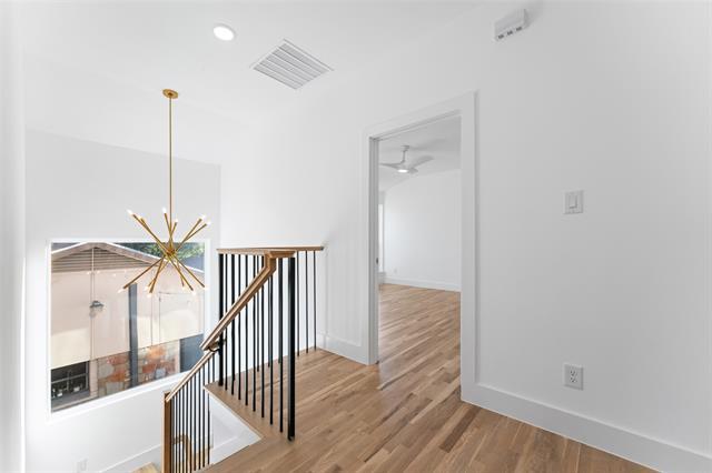 Building Photo - 2313 S Vernon Ave