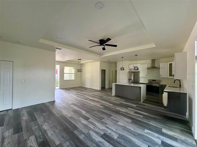 Building Photo - 914 Edgedale Cir