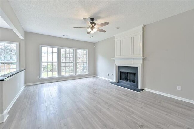 Building Photo - 145 Sessingham Ln