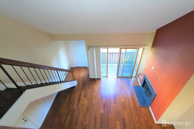 Building Photo - 2202 Aspen Dr