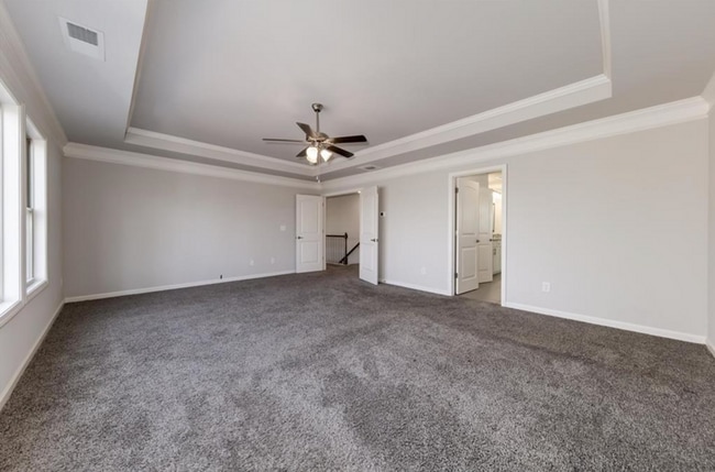 Building Photo - Executive Home in a True Lifestyle Community