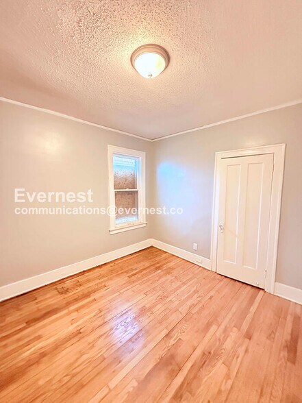 Building Photo - 12701 Northlawn St