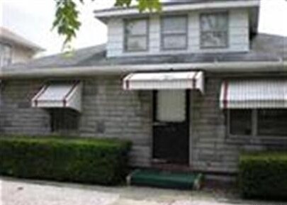 Building Photo - 629 N Hanover St