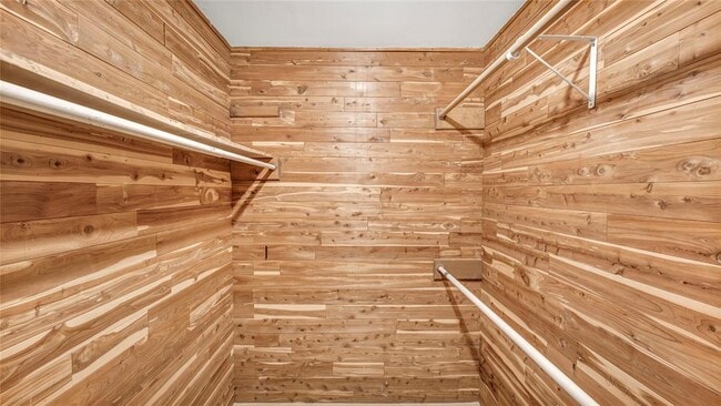 Building Photo - 10919 Paulwood Dr