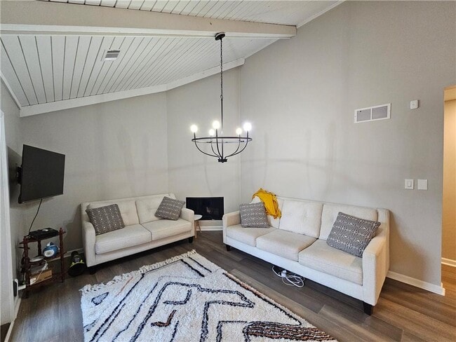 Building Photo - 1052 Indian Hills Pkwy NE