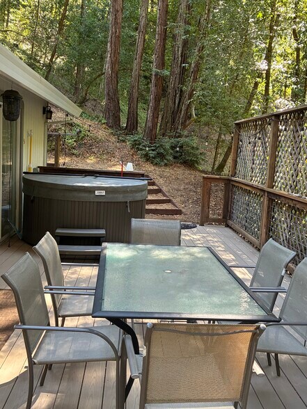 PRIVATE DECK W. HOT TUB LEADING TO BACKYARD - 14570 Canyon 1 Rd