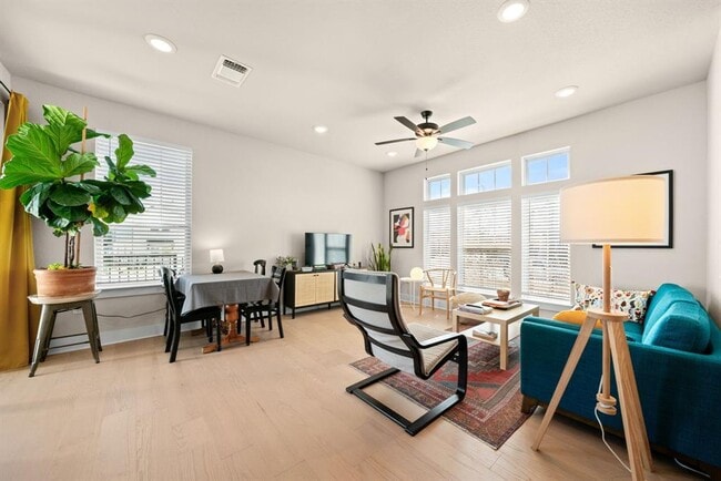 Building Photo - 8417 Laughlin Ln