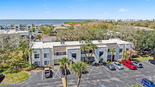 Building Photo - 200 International Dr