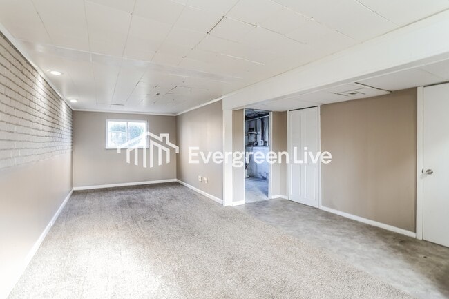 Building Photo - 5427 Carbondale Dr