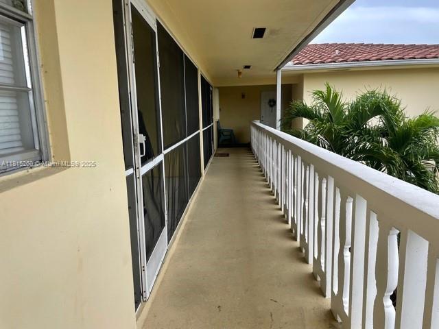 Building Photo - 2101 NE 68th St