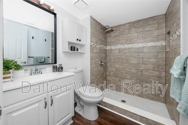 Building Photo - 2095 Sunset Point Rd