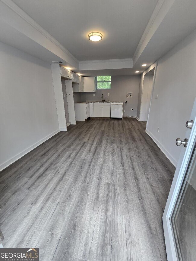 Building Photo - 1895 Stockton St