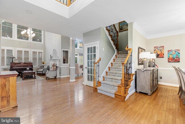 Building Photo - 15292 Golf View Dr