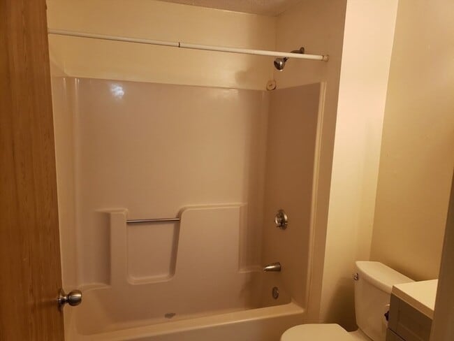 Building Photo - 135 Union St