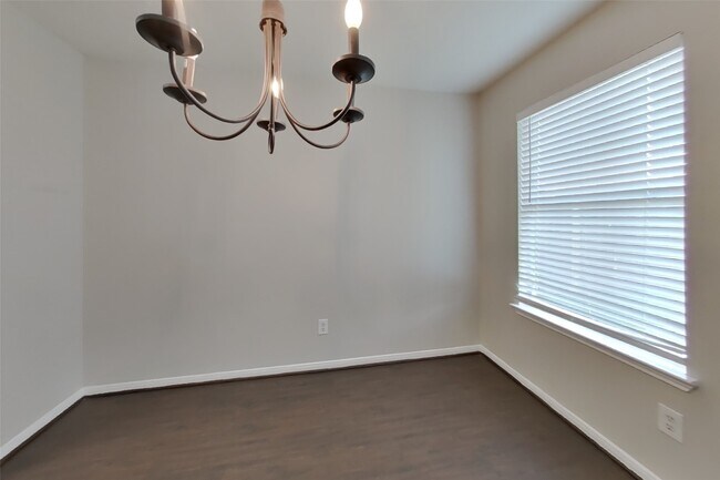 Building Photo - 12230 Scarlet River Dr