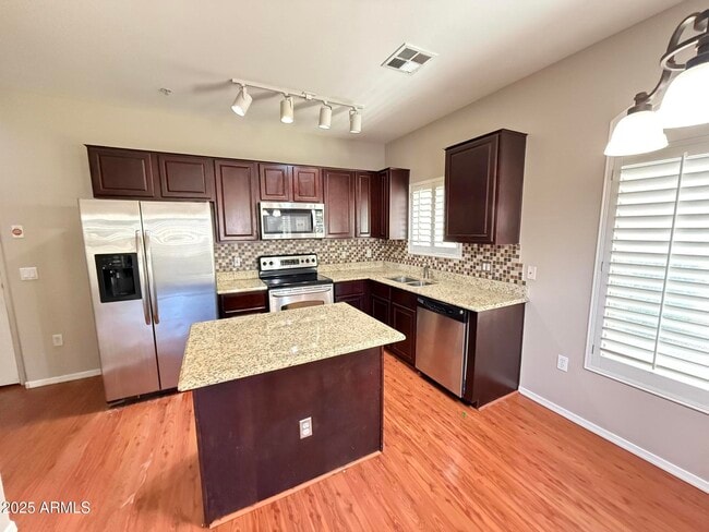 Building Photo - 17150 N 23rd St