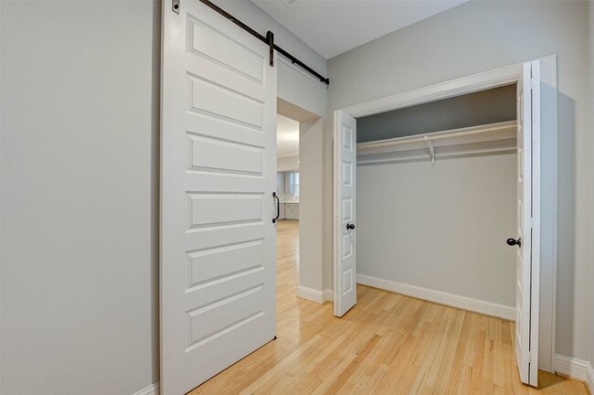 Building Photo - 2202 Wentworth St