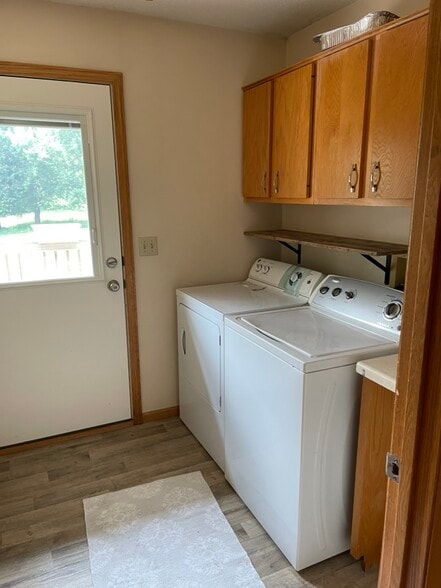 Building Photo - 421 County Road UU