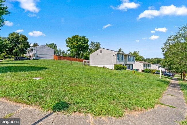 Building Photo - 3500 Manis Rd