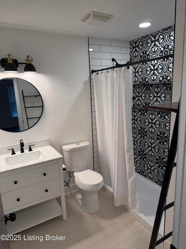 Building Photo - 3503 Dorset Rd