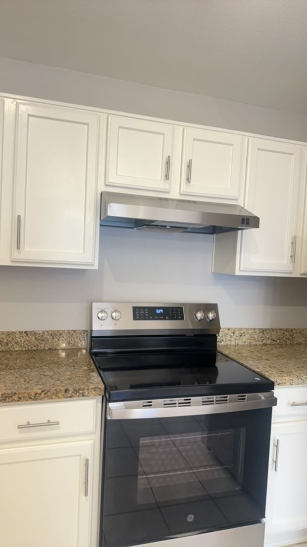 Building Photo - $2,000 For Rent A Lovely 3 Bed 2 Bath 1.673 Sq. Ft. Condo, all One Level Home in Chandler 85225!