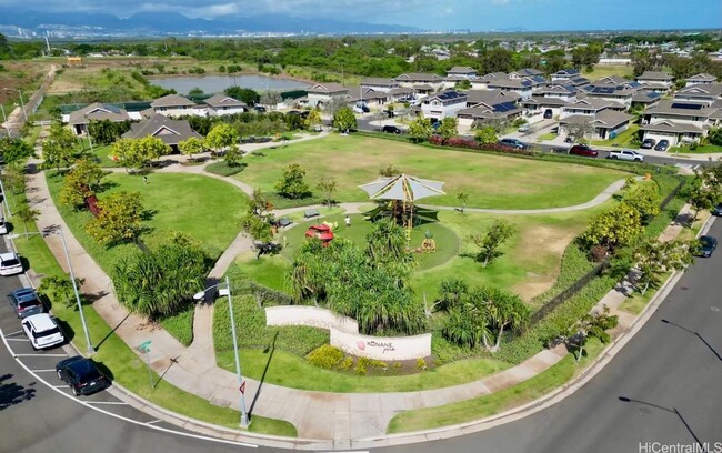 Building Photo - Ikena-Ho'opili/4 BD/2.5 BA/4 PK