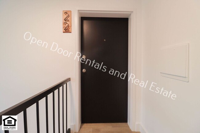 Building Photo - 1823 Griswold Dr