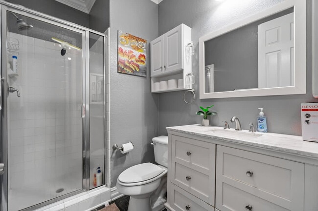 Building Photo - 1107 Shadowcrest Ln