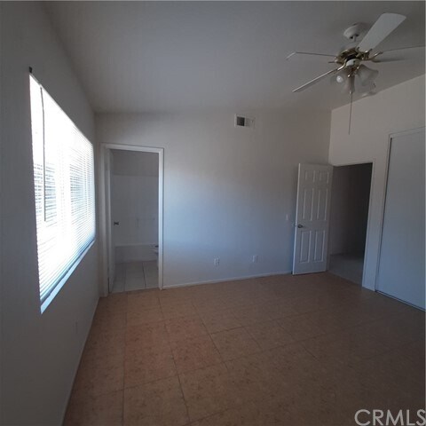 Building Photo - 11417 Star St