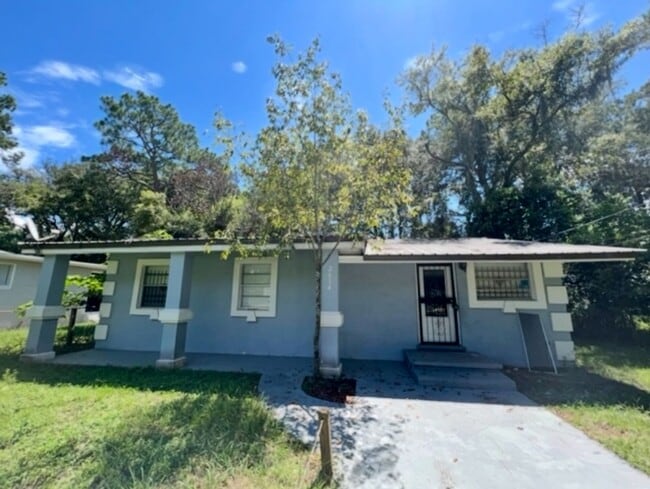 Primary Photo - Affordable City living