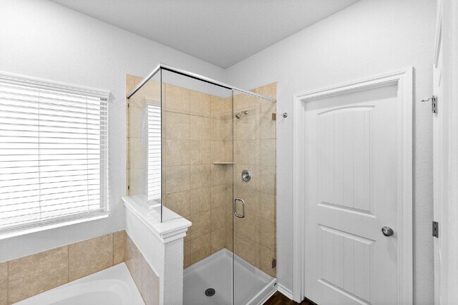 Building Photo - 6723 Shiraz Wy