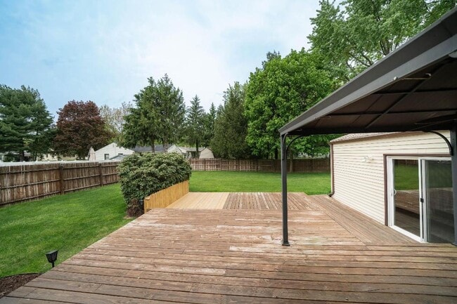 Building Photo - Three Bedroom Home in the Heart of Portage