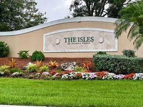 Building Photo - 4-bd,3-bth in The Isles-One Of Palmer Ranch’s Most Sought After Community