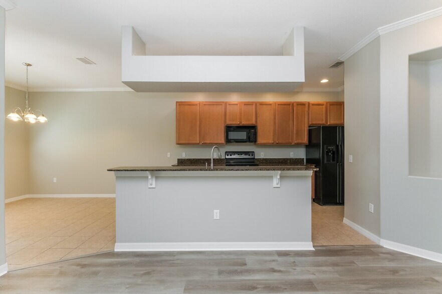 Building Photo - 4132 Braemere Dr