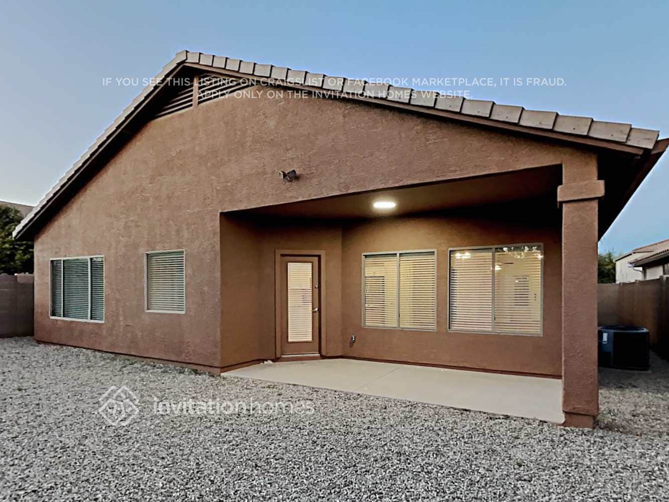 Building Photo - 851 W Desert Basin Dr