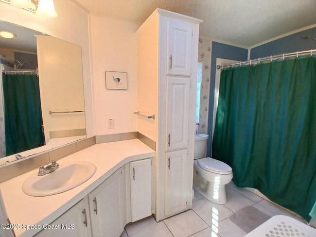 Building Photo - 4619 Goldfinch Ln