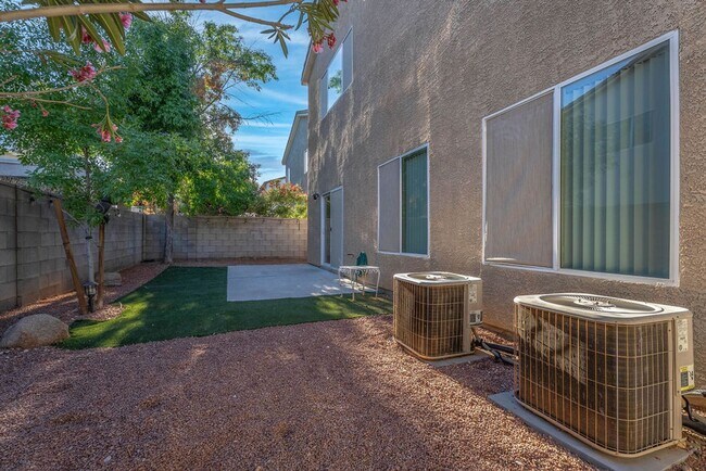 Building Photo - 3109 Strawberry Park Dr