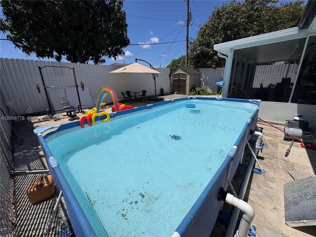 Building Photo - 10412 SW 173rd St