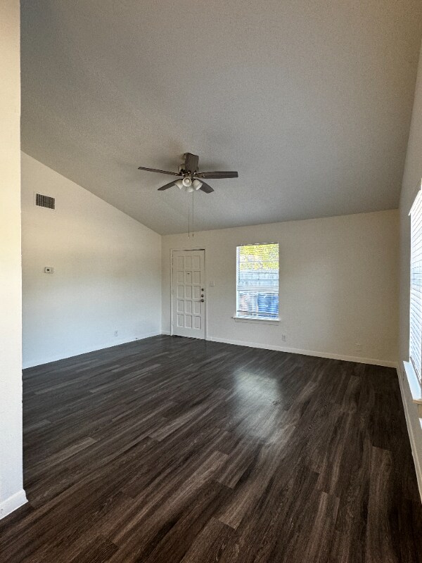 Building Photo - 313 Flournoy Dr