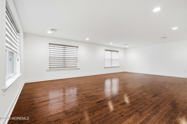 Building Photo - 232 Woodcrest Rd